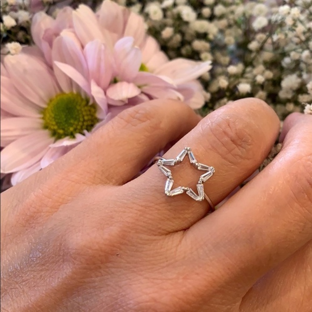 Sterling Silver Star ⭐️ Ring size 7